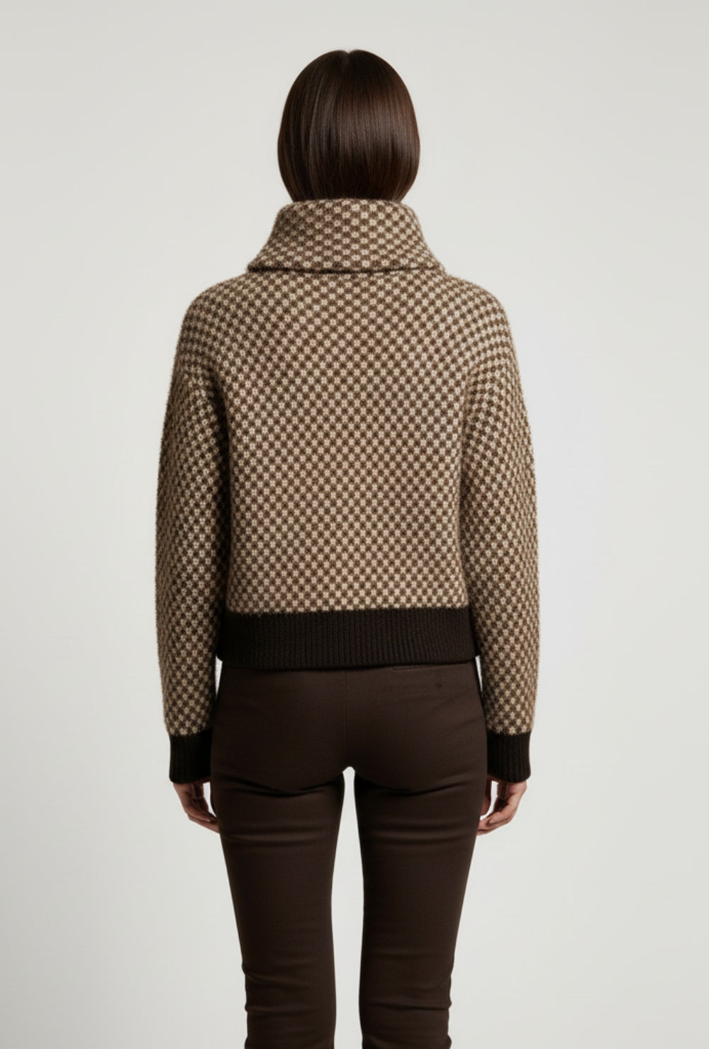 Kurtka z wysokim kołnierzem z dzianiny i sztucznego futra w brązowo-beżowy wzór