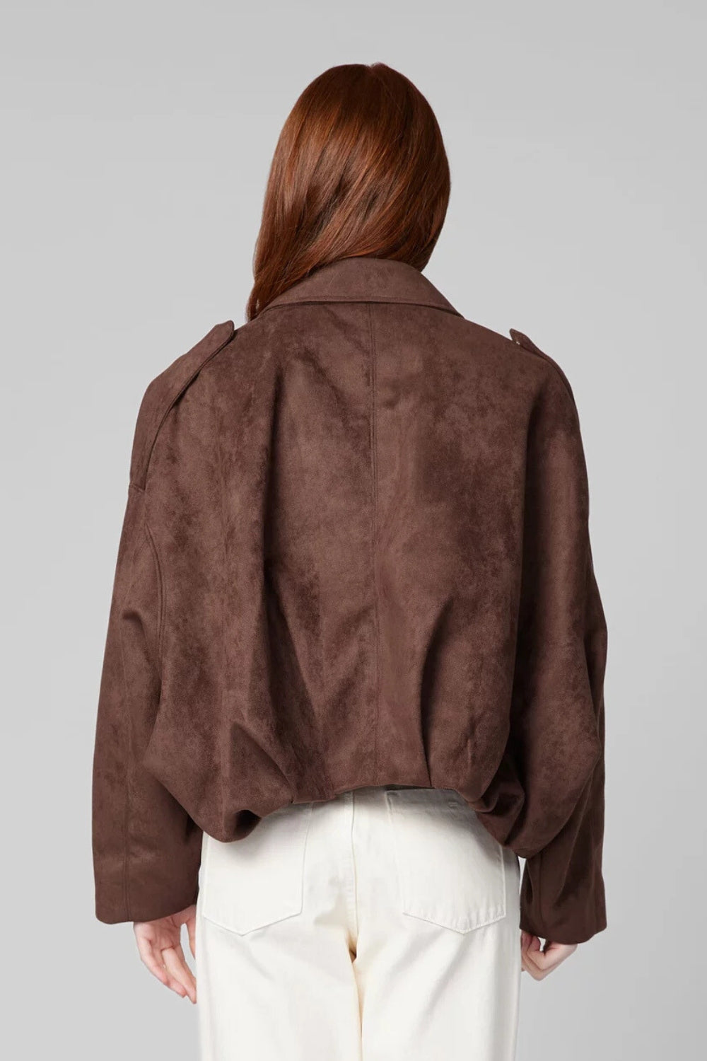 Krótka kurtka oversize z kołnierzem, fason bomber