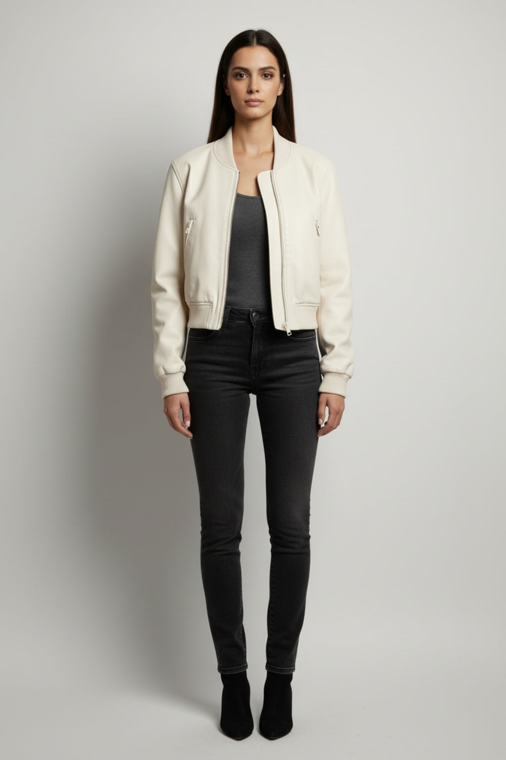 Kurtka bomberka z sztucznej skóry z prążkowanym wykończeniem i kieszeniami na suwak