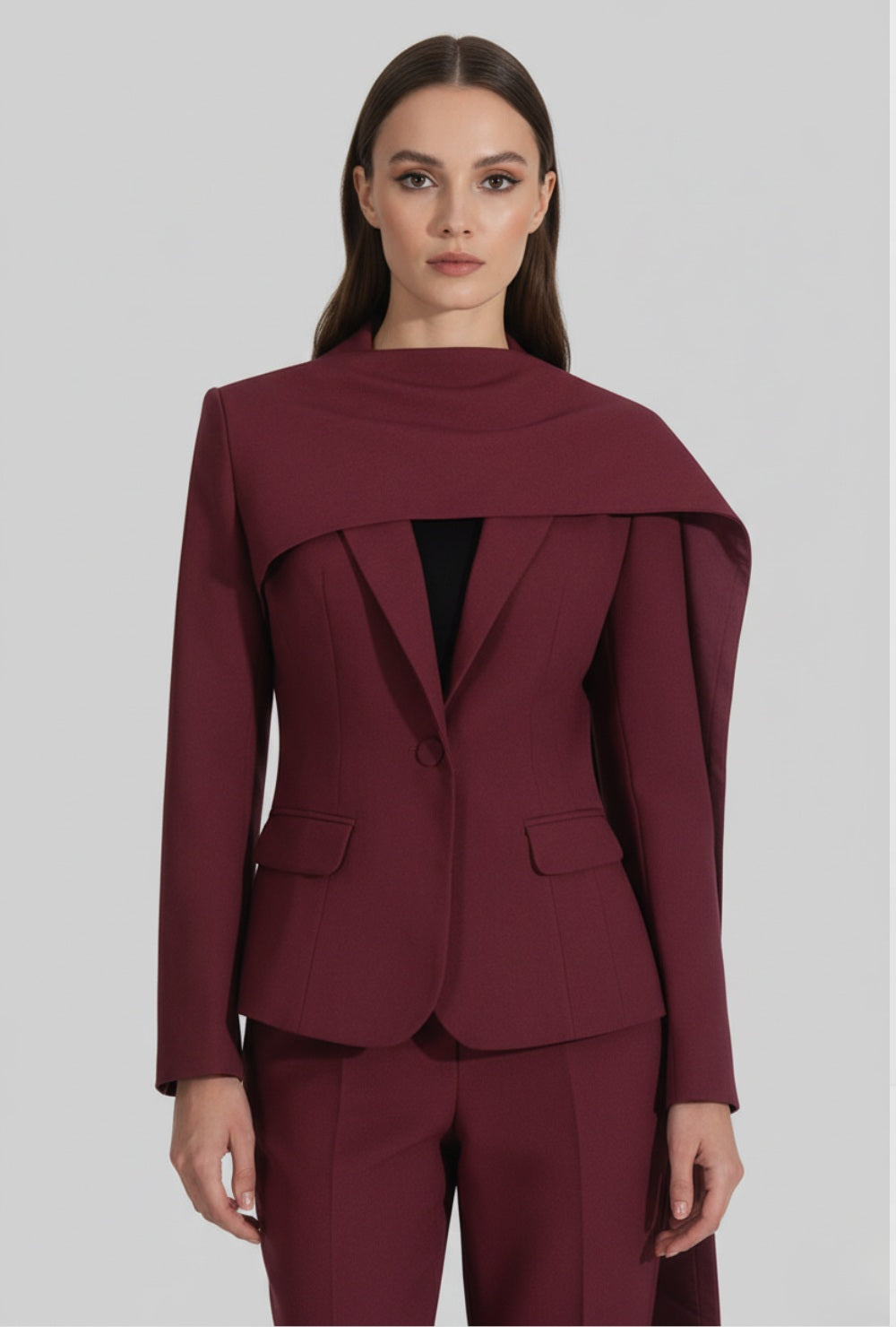 Burgundowa marynarka z dopasowanym krojem i narzutką w formie szala