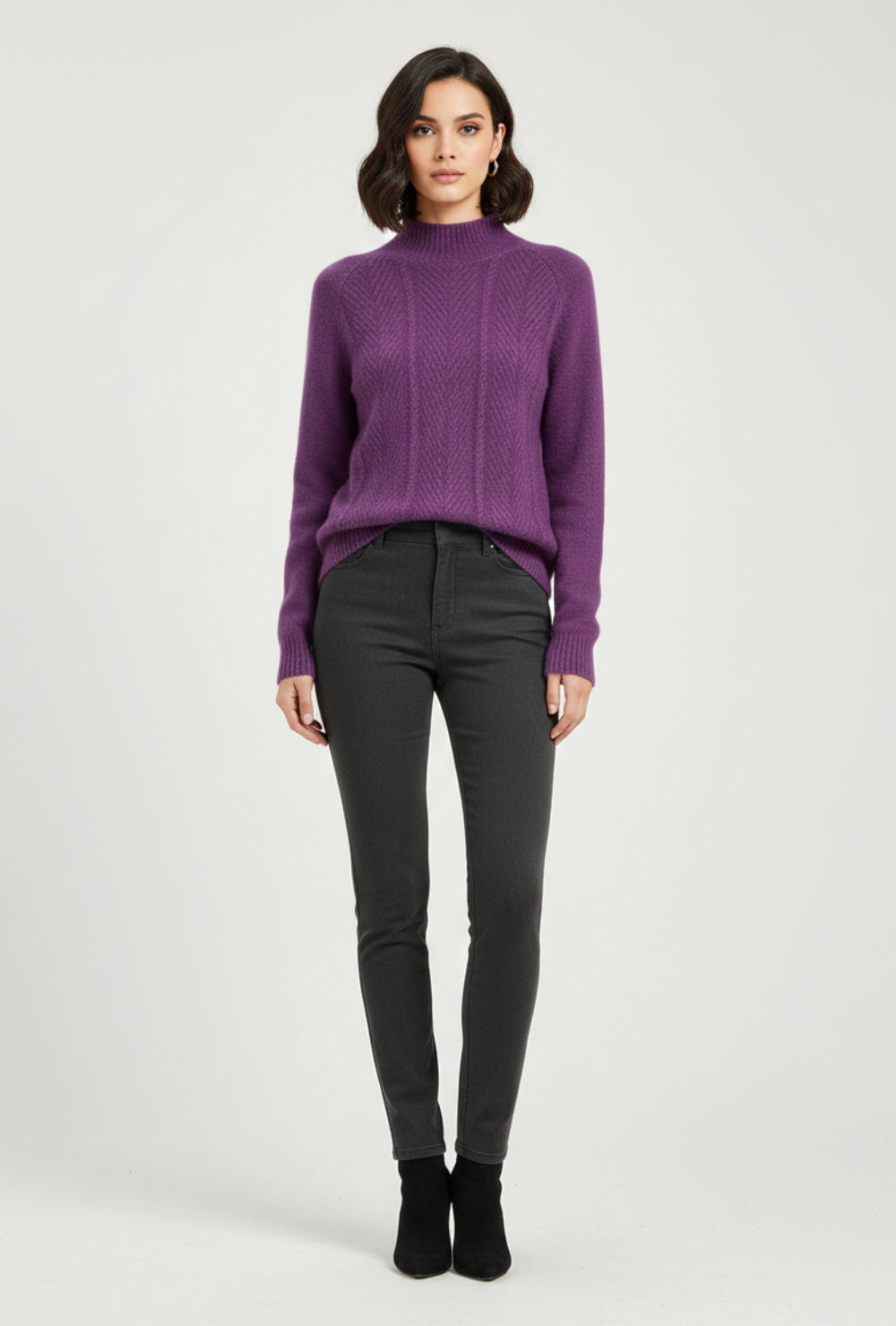 Sweter z dzianiny o prostym kroju z półgolfem i strukturą jodełki z wełnianej mieszanki