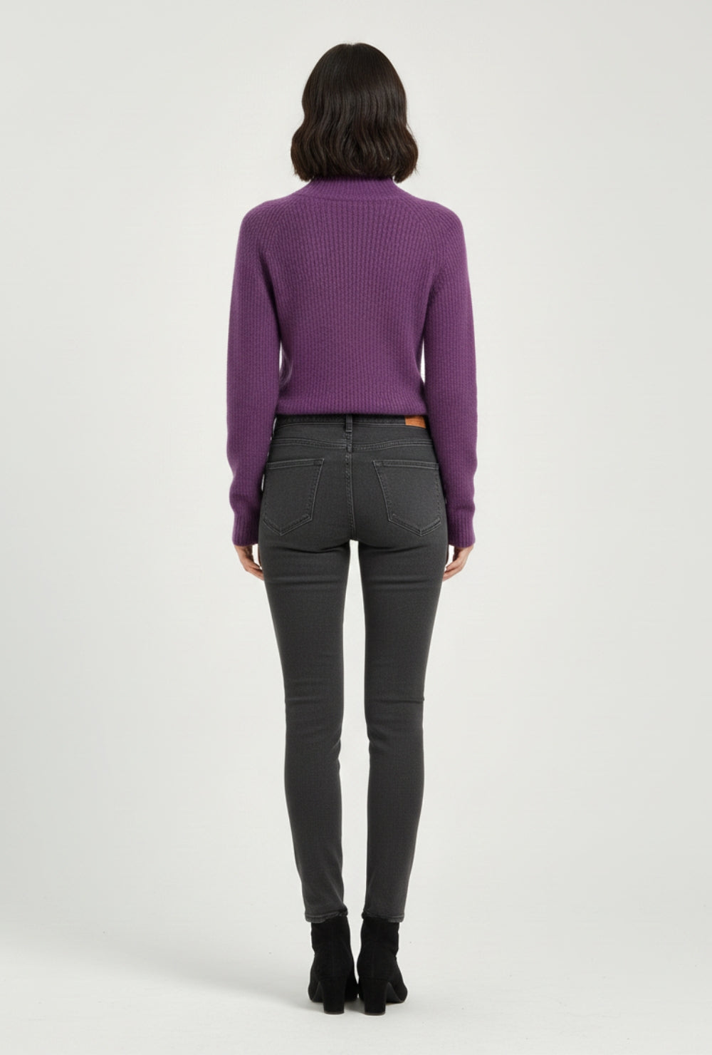 Sweter z dzianiny o prostym kroju z półgolfem i strukturą jodełki z wełnianej mieszanki