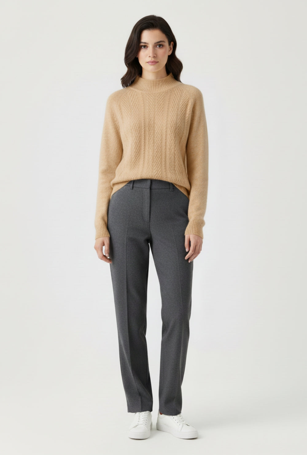 Sweter z dzianiny o prostym kroju z półgolfem i strukturą jodełki z wełnianej mieszanki