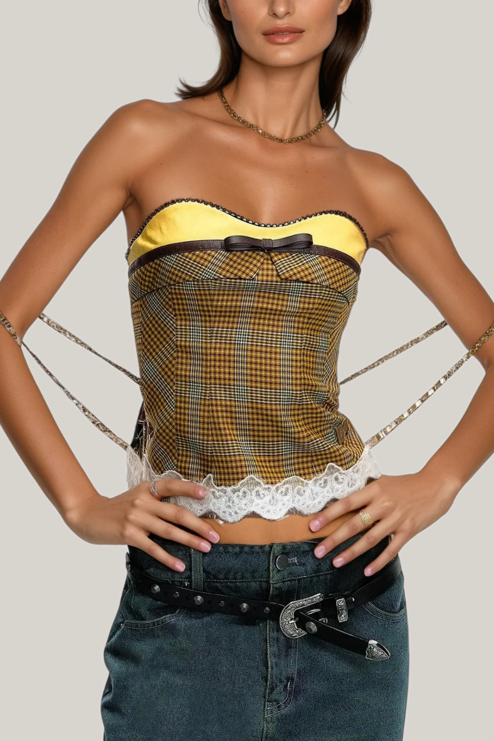 Gorsetowy top w kratkę z koronkowym wykończeniem i satynowym panelem