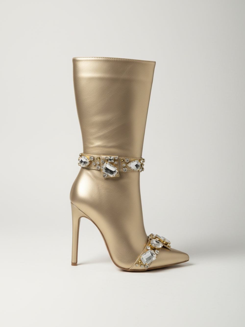 Botki na szpilce z eko skóry z paskami ze szklanymi kryształkami