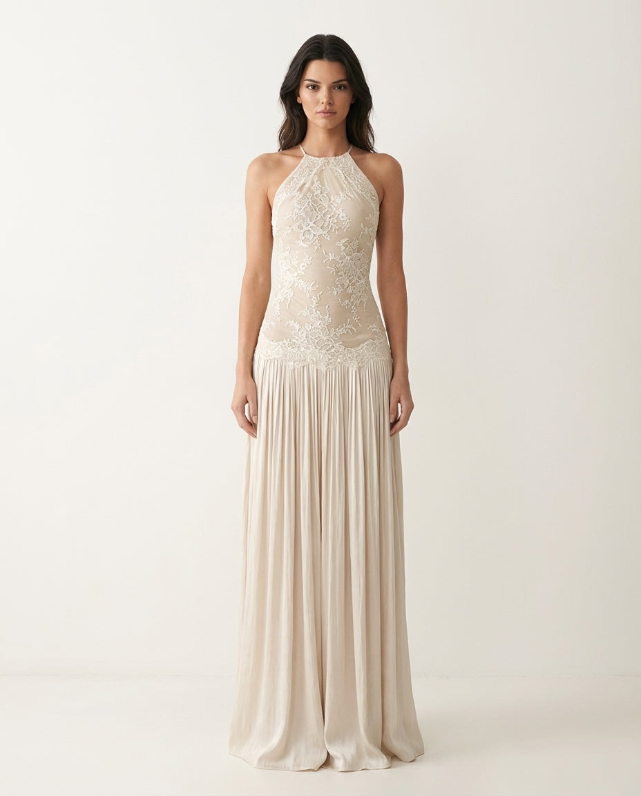 Biaława sukienka maxi o dopasowanym kroju z koronkową górą i odkrytymi plecami