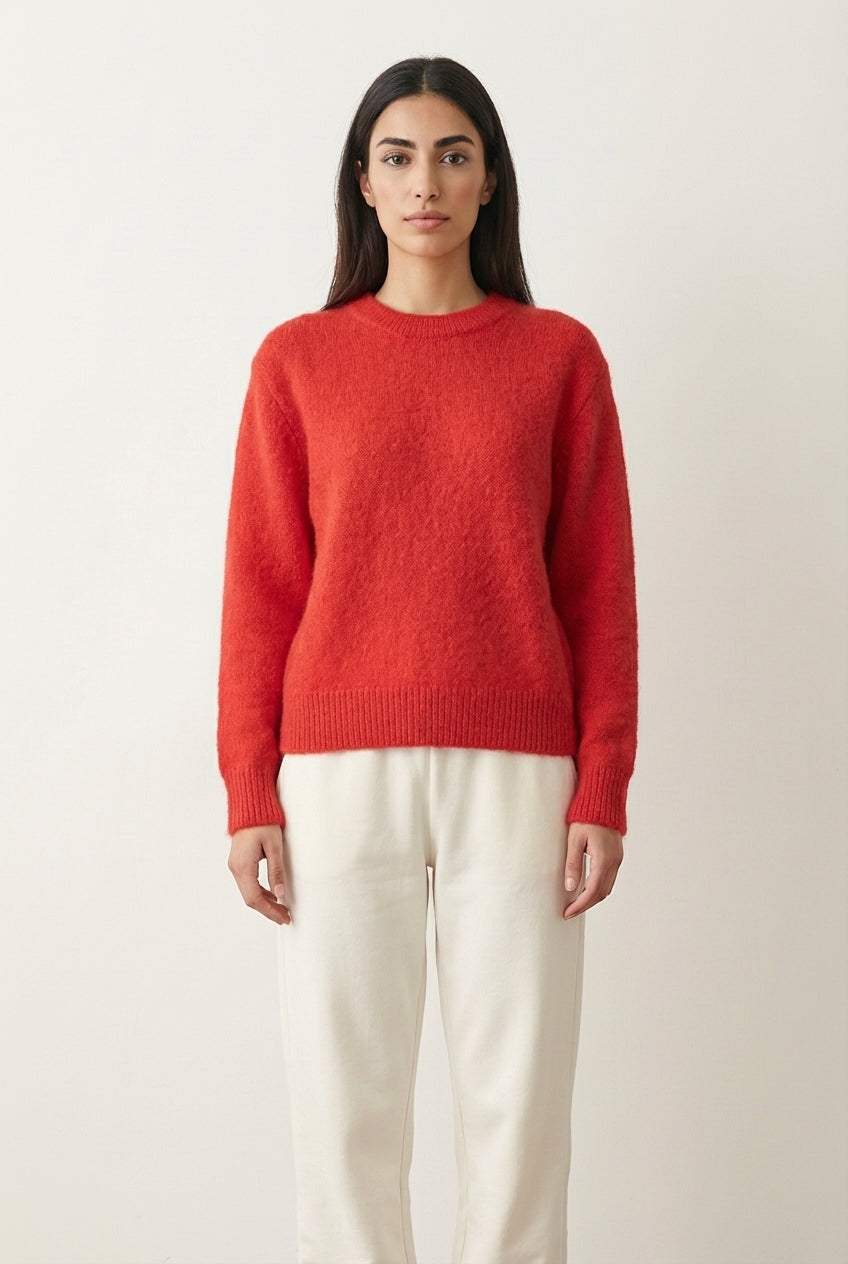 Sweter z okrągłym dekoltem z miękkiej puszystej dzianiny z mieszanki wełny o swobodnym kroju