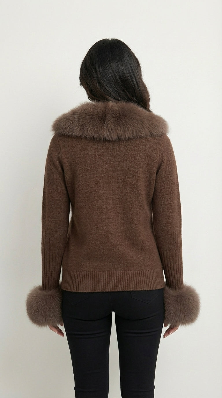 Kardigan dzianinowy z kołnierzem ze sztucznego futra z panelem z przodu i mankietami ze sztucznego futra