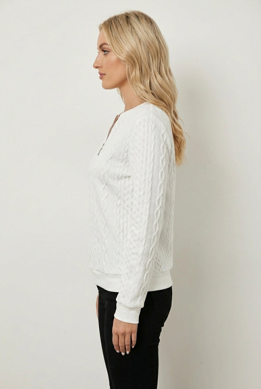 Sweter dzianinowy z warkoczowym splotem z krótkim zamkiem przy dekolcie i ściągaczami