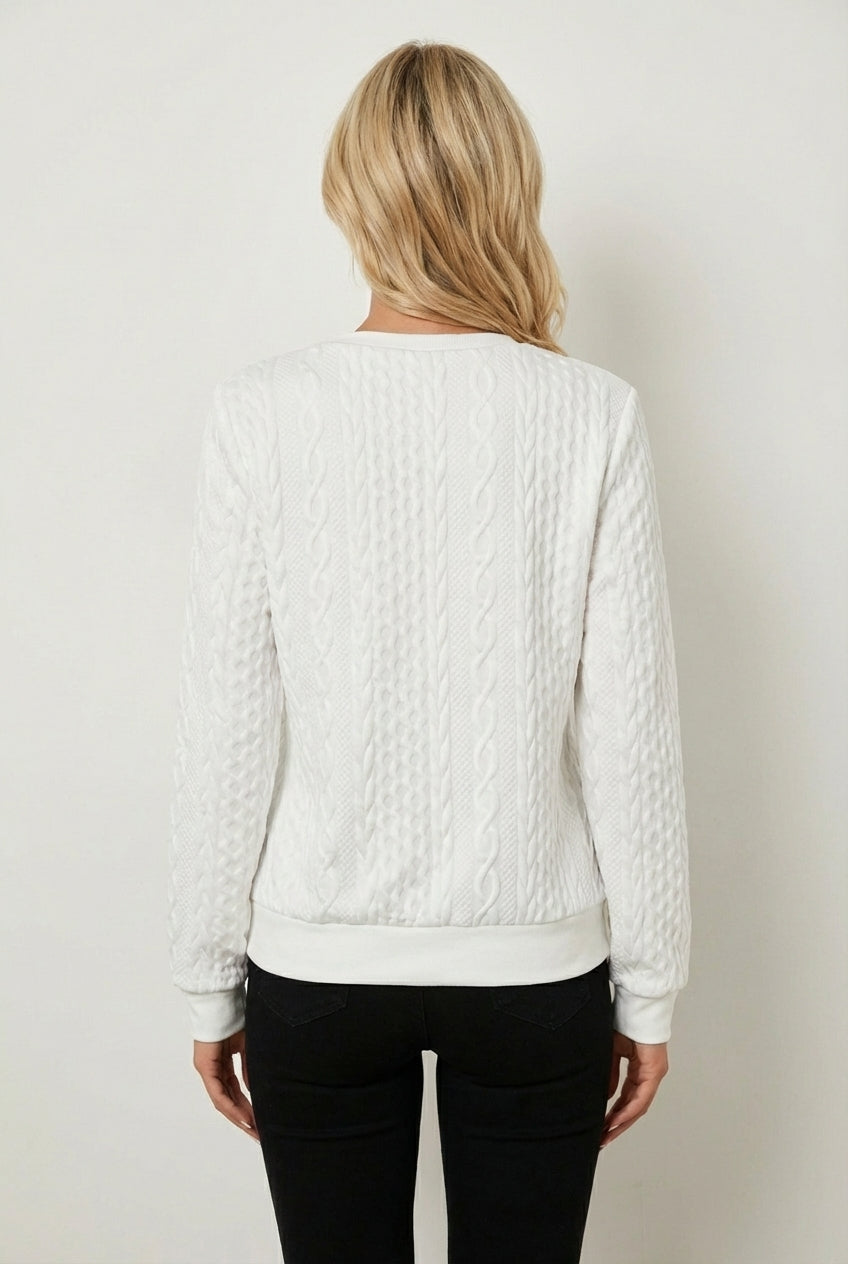 Sweter dzianinowy z warkoczowym splotem z krótkim zamkiem przy dekolcie i ściągaczami