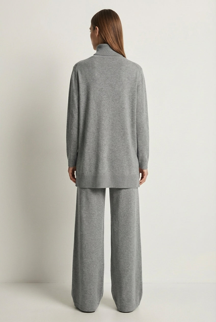 Dzianinowy komplet oversize z golfem i szerokimi spodniami