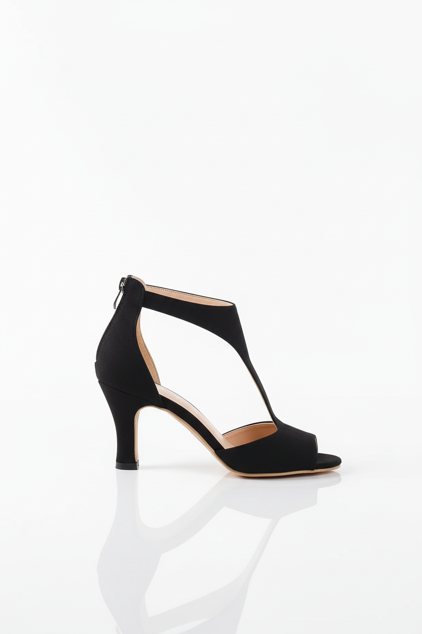 Sandały na obcasie z odkrytymi palcami i paskiem wokół kostki z wycięciami i stabilnym słupkiem