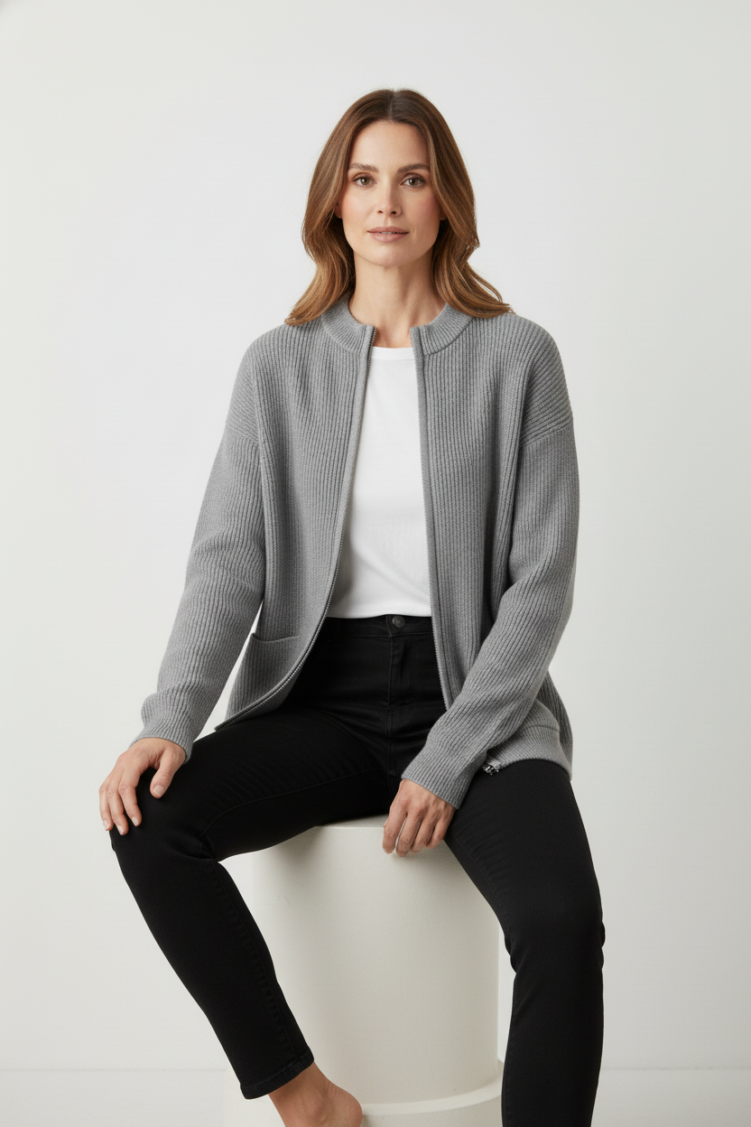 Dzianinowy kardigan zapinany na zamek z okrągłym dekoltem i kieszeniami